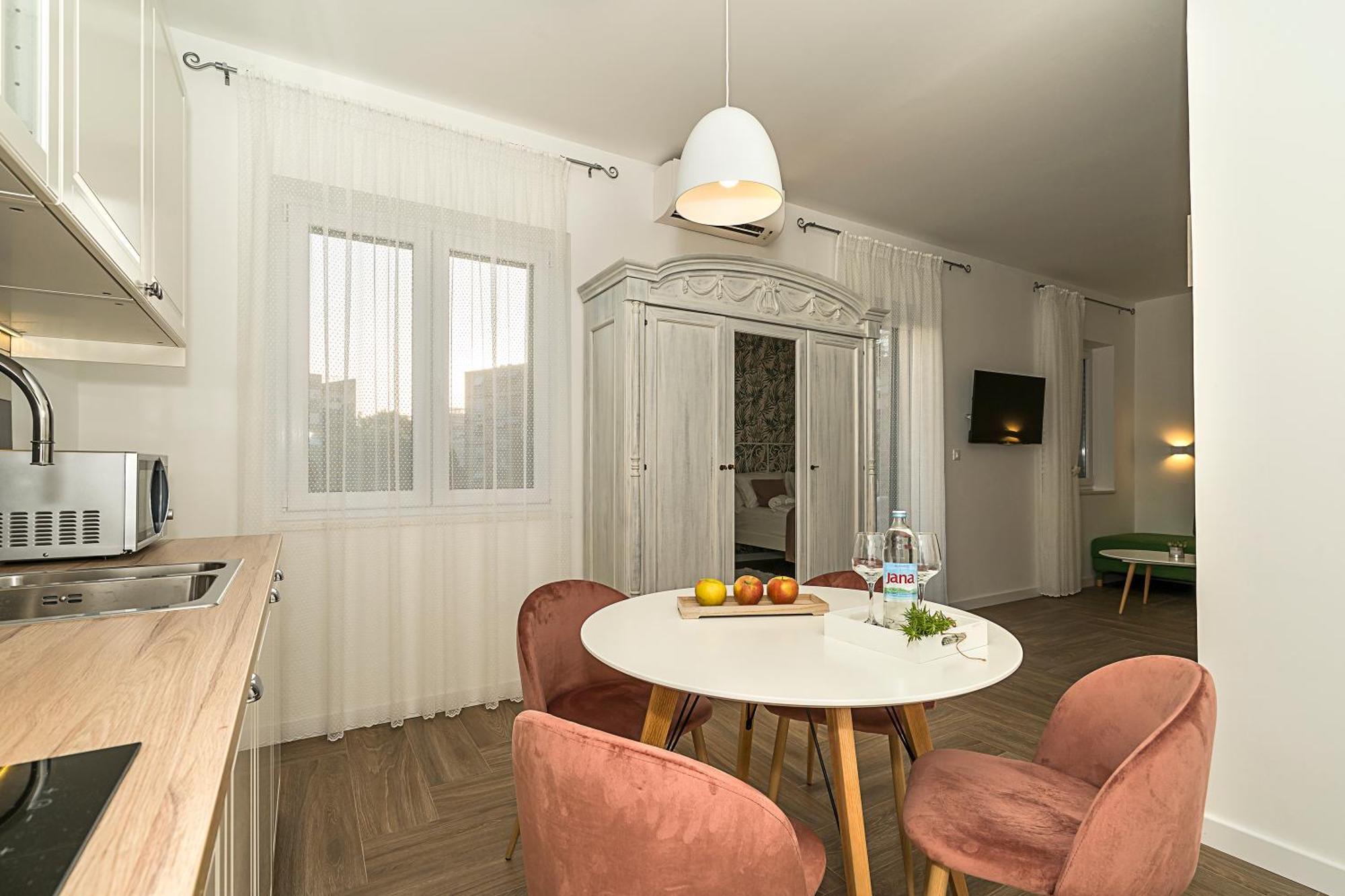 Studio Apartments Marcel Split Exterior photo